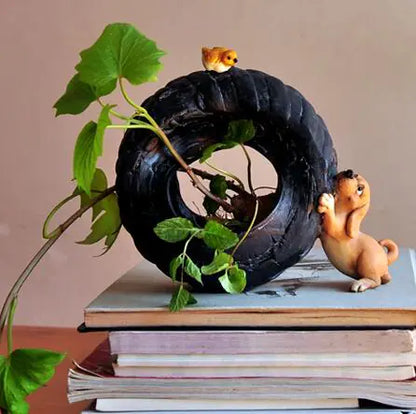 Realistic Dog Figurine - Cartoon Home Decor & Gift
